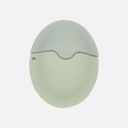 Entfernen des Silikon-Rollapplikators für Creme