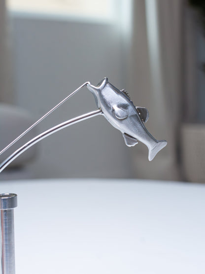 🎣Die balancierende Skulptur des Fischers