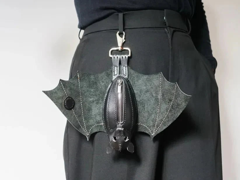 🔥 Leder-Fledermaus-Münzbeutel
