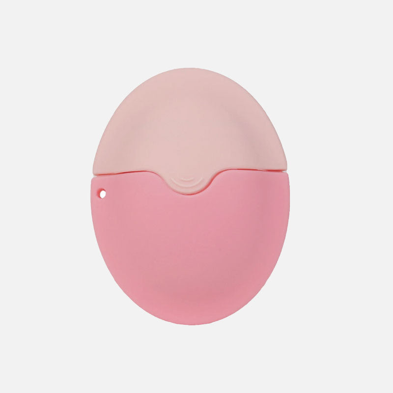 Entfernen des Silikon-Rollapplikators für Creme